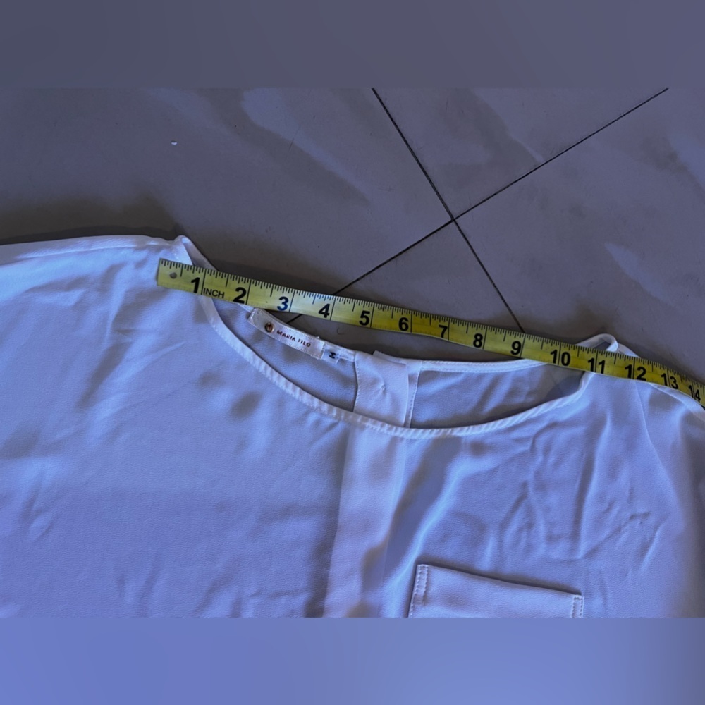 Maria Filo White Short Sleeve Top Size M full buttons‎ at the back - Picture 9 of 16
